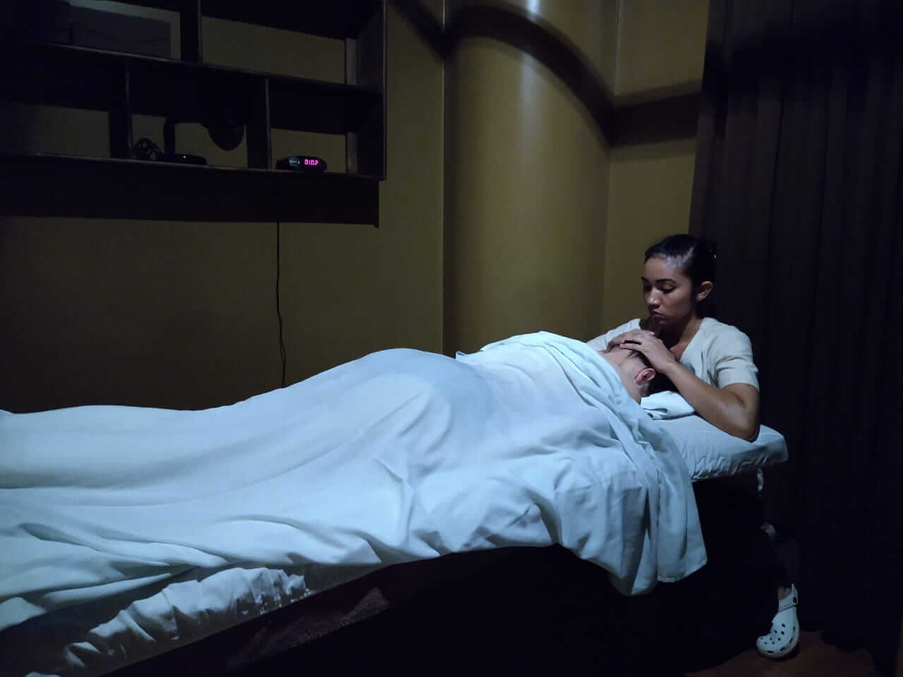 Sesión de masajes Nadiya Spa Lince
