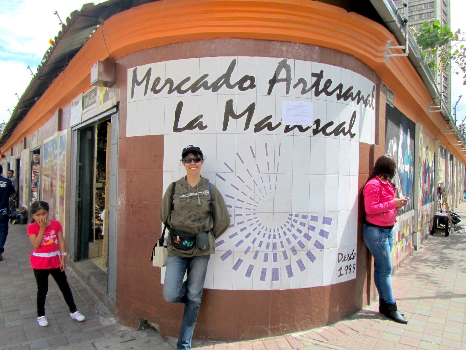 Mercado Artesanal La Mariscal Quito Ecuador